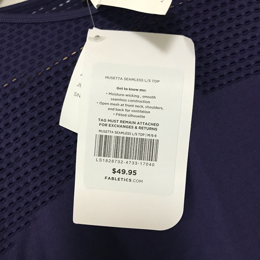 Nwt Fabletics Musetta Long Sleeve Seamless Top - image 4